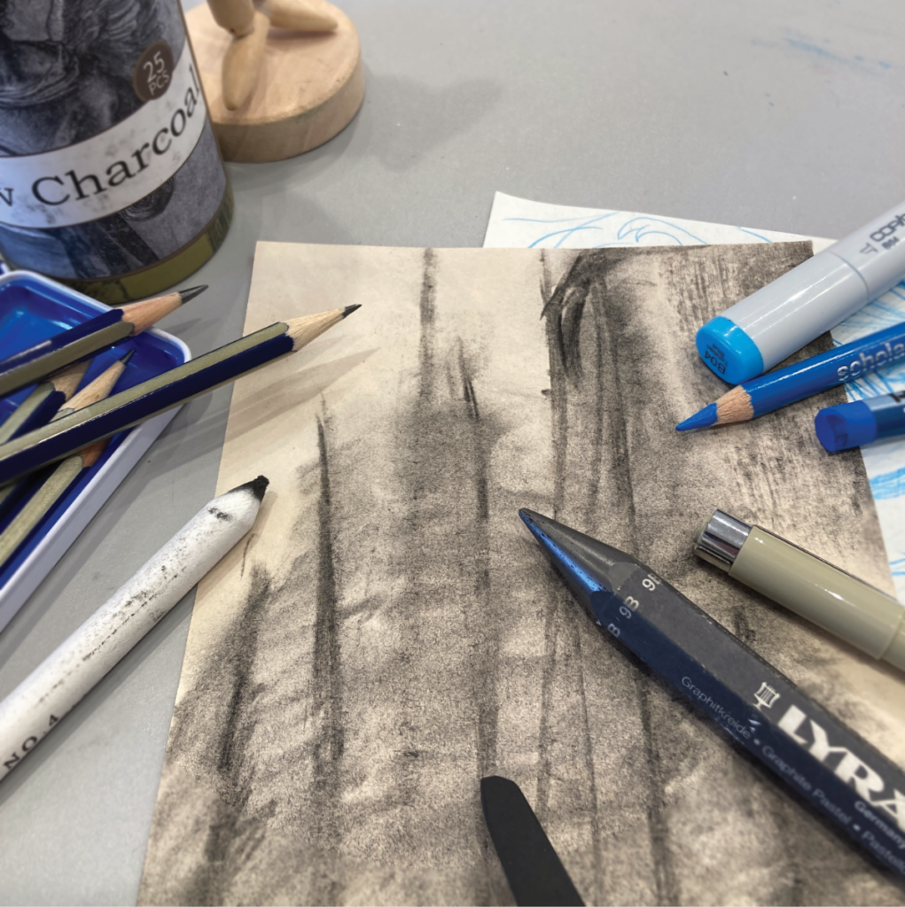 Drawing media